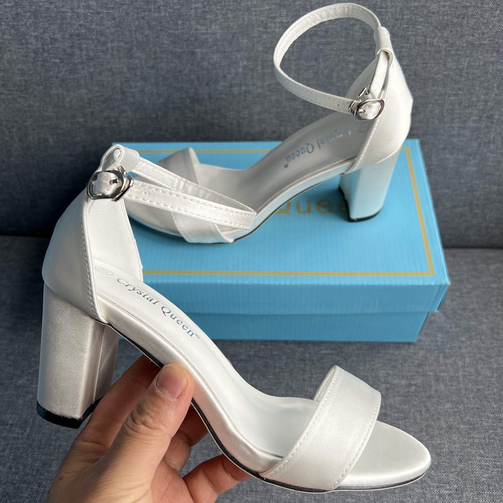 Scarpe taglie forti per donna  - Summer Clothing Stores recensione e prezzo