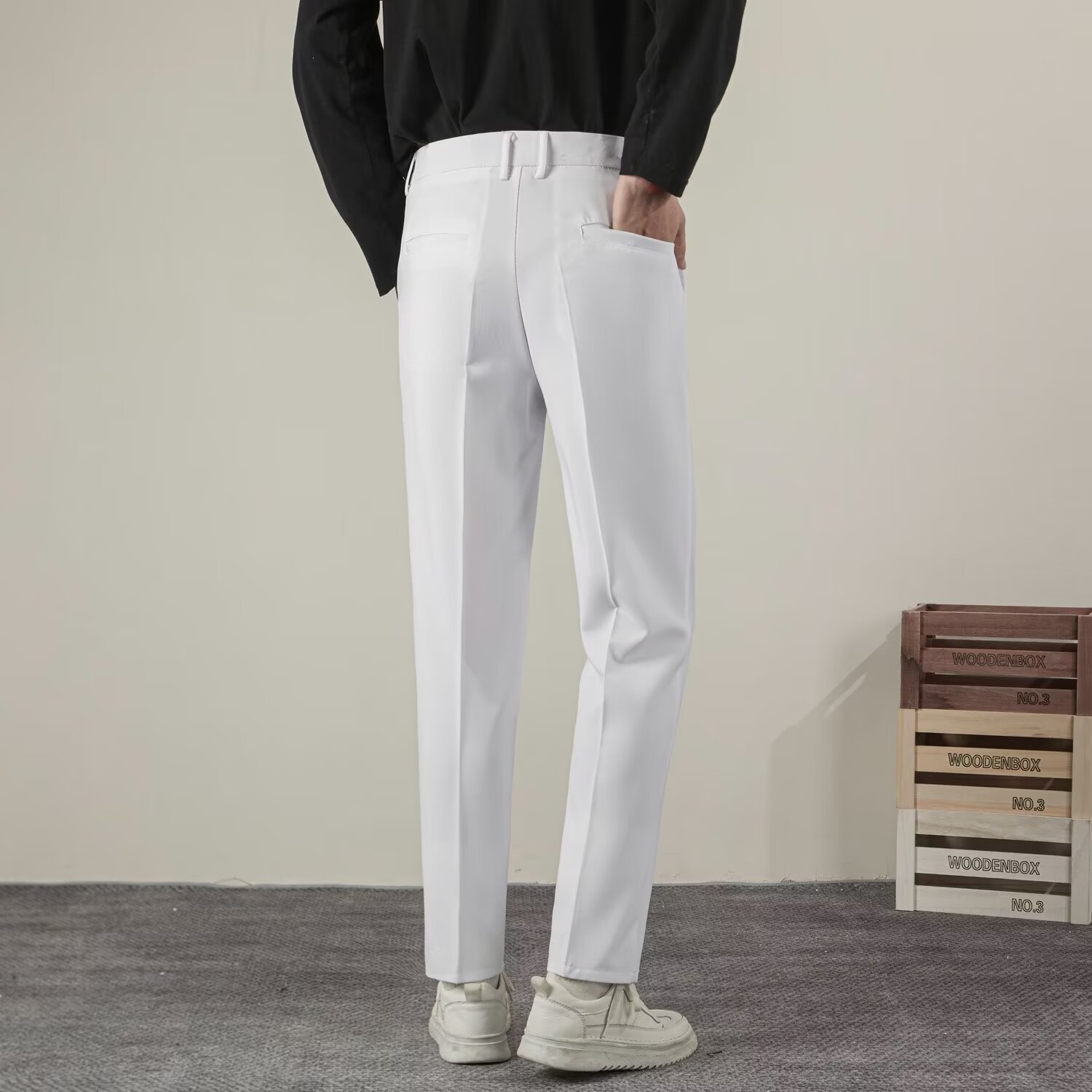 Pantaloni casual dritti tinta  - Summer Clothing Brands recensione e prezzo