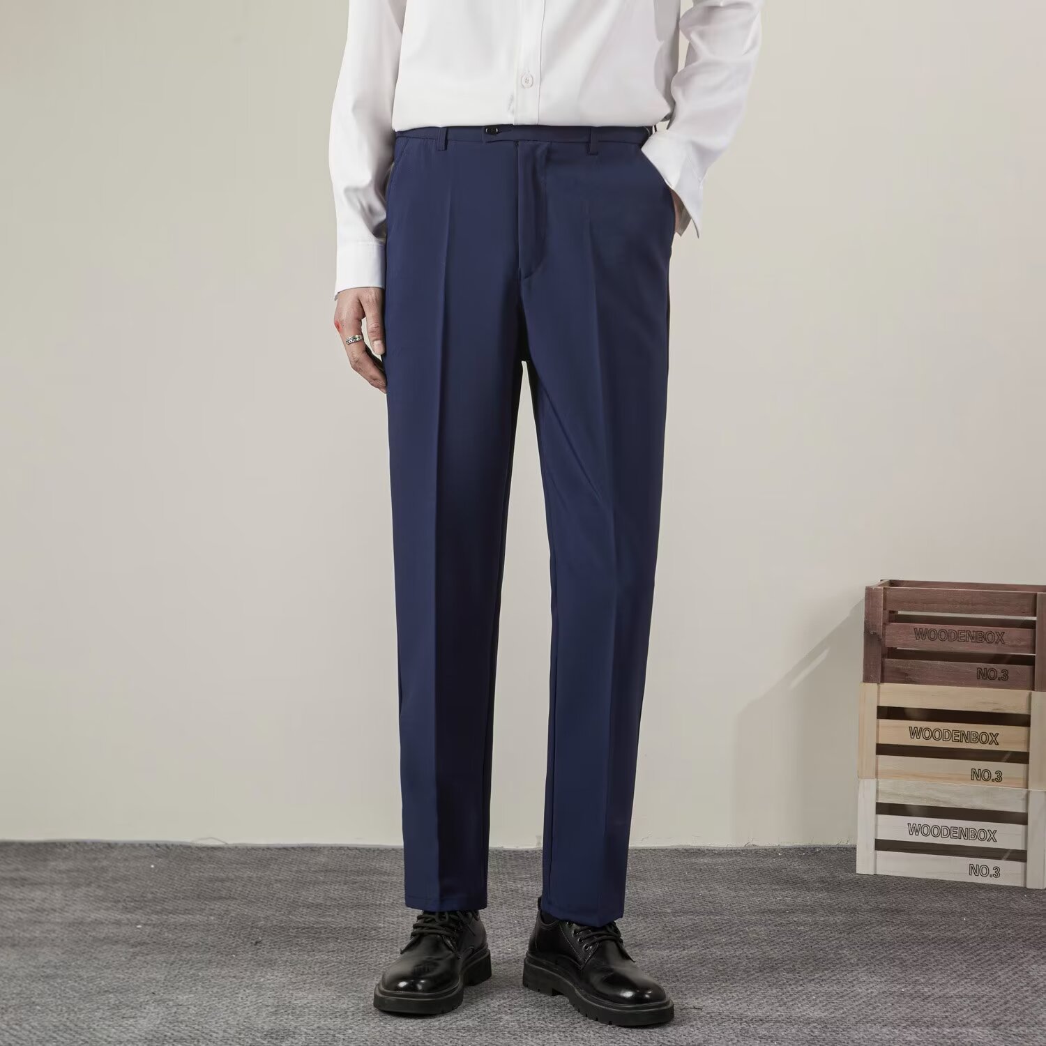 Pantaloni casual dritti tinta  - Summer Clothing Brands recensione e prezzo