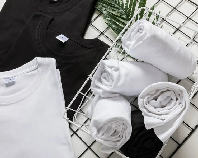 2025 Estate Digimon Adventure  - Summer Clothing Brands recensione e prezzo